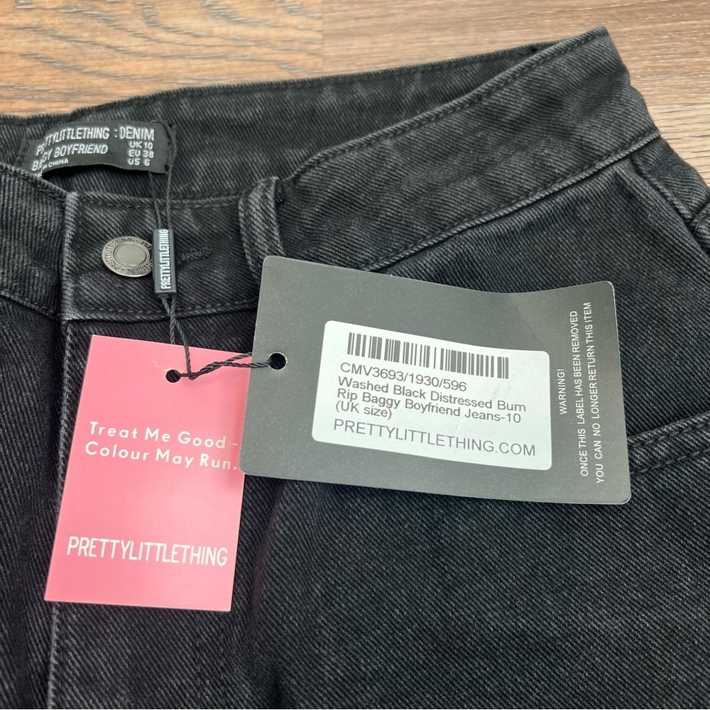 NWT Pretty Little Thing Bagg Boyfriend High-Waisted Black Jeans Distressed 6 - Picture 7 of 9